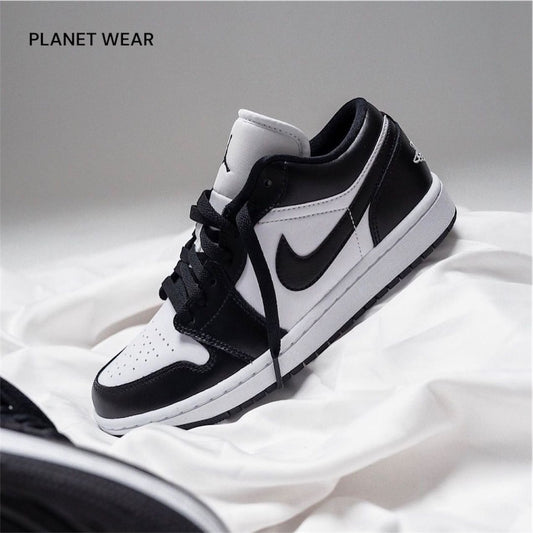 AIR JORDAN 1 LOW PANDA